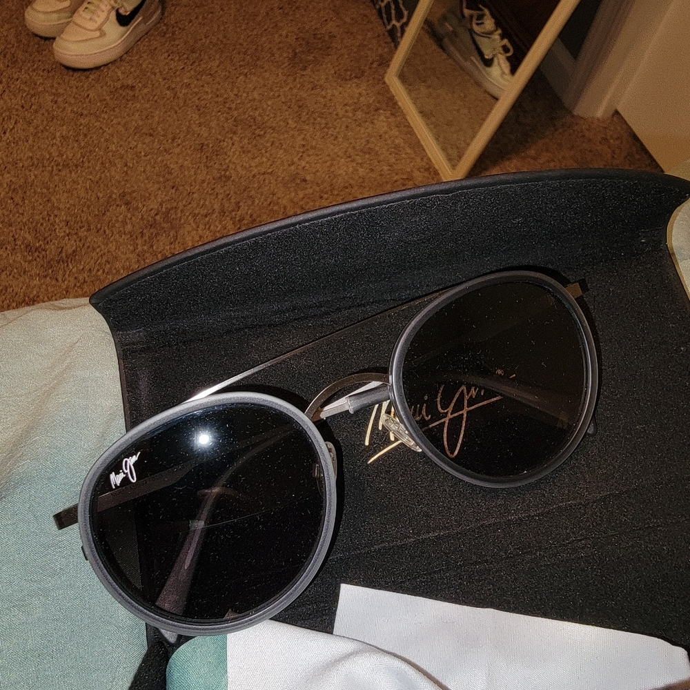 Maui Jim Even Keel Grey Polarized Sunglasses
